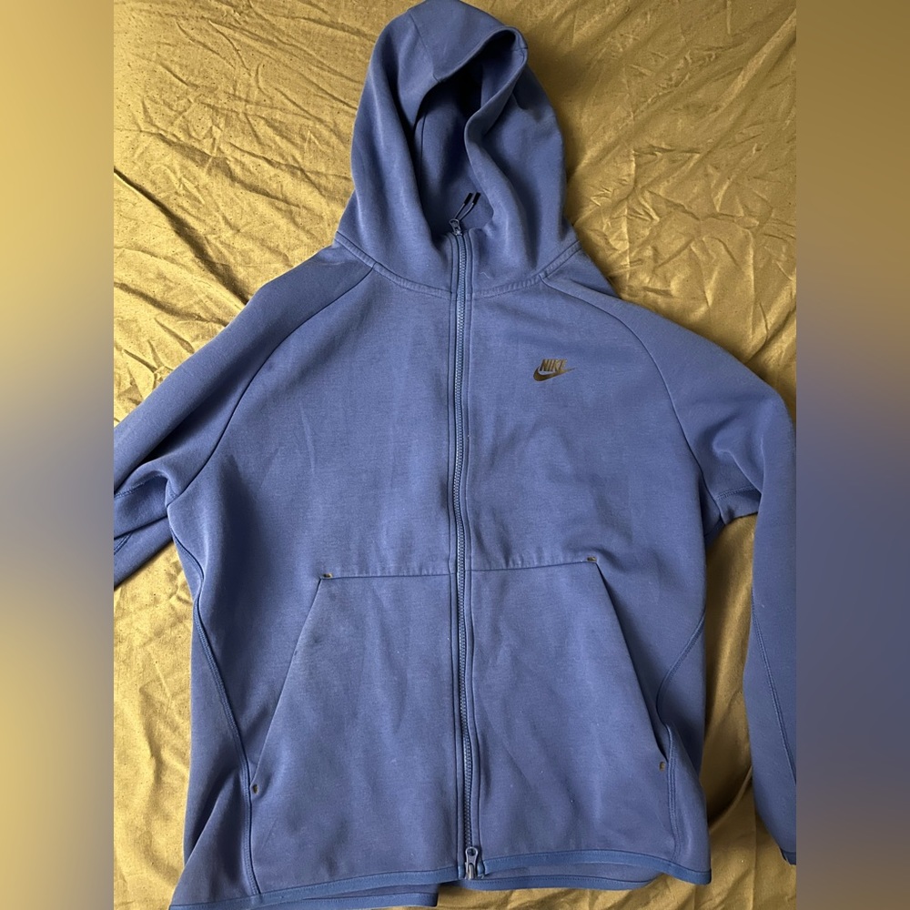 Blue xl Nike tech